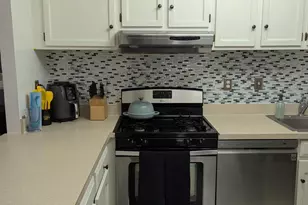 5940 Cove Landing Rd, Burke, VA 22015 - Photo 5