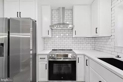 5714 Mason Bluff Drive, Burke, VA 22015 - Photo 5