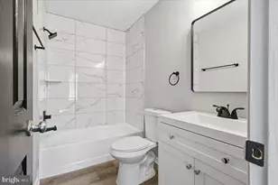 5714 Mason Bluff Dr, Burke, VA 22015 - Photo 23