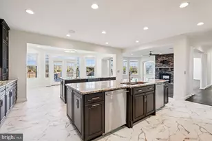 6647 Tack House Trl Trail, Centreville, VA 20120 - Photo 45