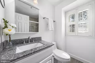 7115 Hundsford Ln, Springfield, VA 22153 - Photo 41