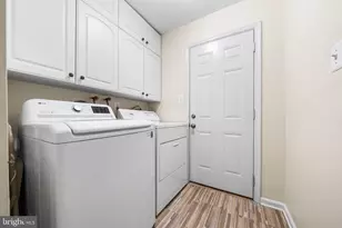 7115 Hundsford Ln, Springfield, VA 22153 - Photo 27