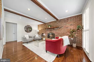 7115 Hundsford Ln, Springfield, VA 22153 - Photo 13