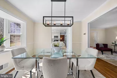 7115 Hundsford Lane, Springfield, VA 22153 - Photo 19