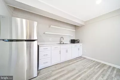 10360 Hampshire Green Avenue, Fairfax, VA 22032 - Photo 35