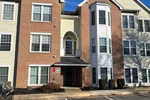 4138 Fountainside Ln, Fairfax, VA 22030 - Photo 1