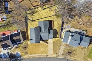 9077 Brook Ford Rd, Burke, VA 22015 - Photo 57