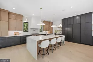 9313 Coronado Terrace, Fairfax, VA 22031 - Photo 17
