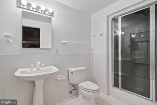 13142 New Parkland Dr, Herndon, VA 20171 - Photo 59