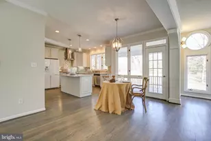 710 Parrish Farm Ln, Great Falls, VA 22066 - Photo 9