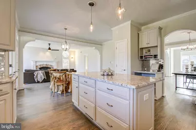 710 Parrish Farm Lane, Great Falls, VA 22066 - Photo 13