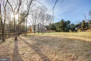 710 Parrish Farm Ln, Great Falls, VA 22066 - Photo 45