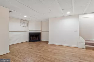 7865 Parthian Ct, Springfield, VA 22153 - Photo 25