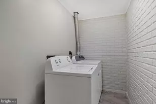 7865 Parthian Ct, Springfield, VA 22153 - Photo 31