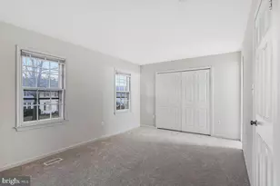 7865 Parthian Ct, Springfield, VA 22153 - Photo 17