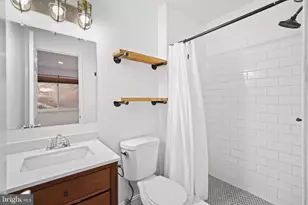 2716 Glengyle Dr, Vienna, VA 22181 - Photo 27