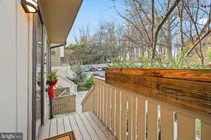 2716 Glengyle Dr, Vienna, VA 22181 - Photo 3