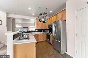 6377 St Timothys Ln, Centreville, VA 20121 - Photo 19