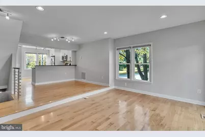 6146 Brook Drive, Falls Church, VA 22044 - Photo 7