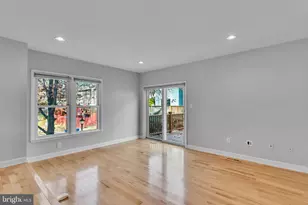 6146 Brook Dr, Falls Church, VA 22044 - Photo 9