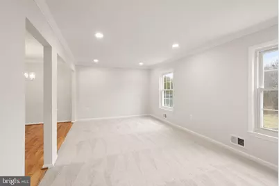 9225 Sand Creek Court, Burke, VA 22015 - Photo 17