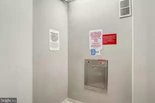 9523 Bastille St, Fairfax, VA 22031 - Photo 57