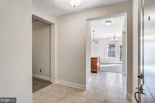 9523 Bastille St, Fairfax, VA 22031 - Photo 15