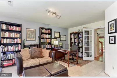 4804 Heron Neck Lane, Fairfax, VA 22033 - Photo 5