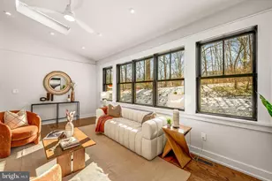 5921 Chesterbrook Rd, McLean, VA 22101 - Photo 19