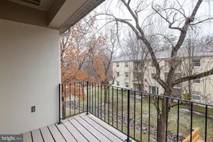 8354 Dunham Ct, Springfield, VA 22152 - Photo 19