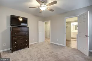 8354 Dunham Ct, Springfield, VA 22152 - Photo 13