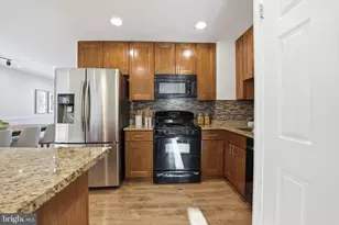 6302 Saddle Tree Dr, Alexandria, VA 22310 - Photo 11