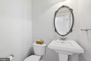 7976 Vigne Ct, Vienna, VA 22182 - Photo 15