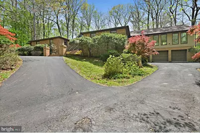 951 Captain Hickory Drive, Great Falls, VA 22066 - Photo 3