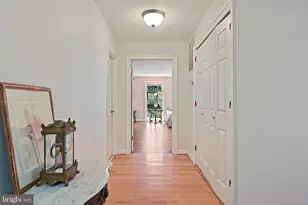 951 Captain Hickory Dr, Great Falls, VA 22066 - Photo 27