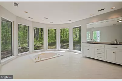 951 Captain Hickory Drive, Great Falls, VA 22066 - Photo 33