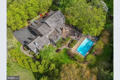 801 Olde Georgetown Court, Great Falls, VA 22066 - Photo 3