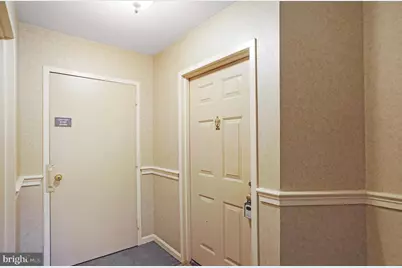 5825 Cove Landing Road #101, Burke, VA 22015 - Photo 3