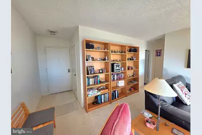 2059 Huntington Avenue #903, Alexandria, VA 22303 - Photo 11