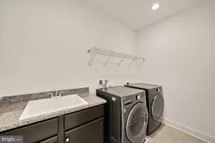 1814 Peabody Dr, Falls Church, VA 22043 - Photo 45