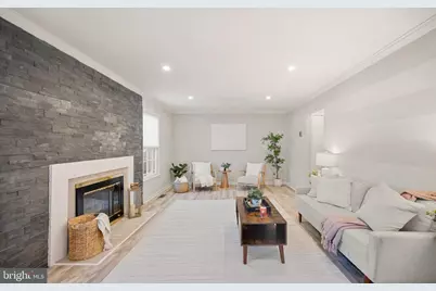 7526 Oldham Way, Alexandria, VA 22315 - Photo 9