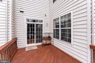 12153 Caldicot Ln, Fairfax, VA 22030 - Photo 27