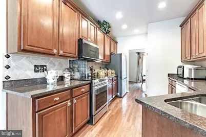 12153 Caldicot Lane, Fairfax, VA 22030 - Photo 9
