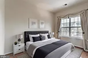 12153 Caldicot Ln, Fairfax, VA 22030 - Photo 5