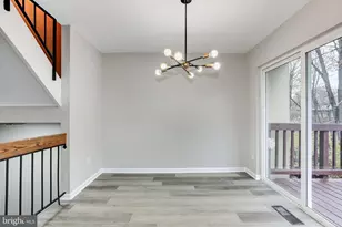 2394 Southgate Square, Reston, VA 20191 - Photo 9