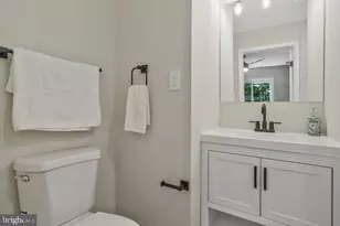 6420 Willowood Ln, Alexandria, VA 22310 - Photo 15