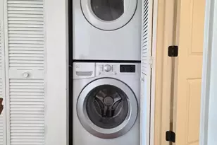 1930 Crescent Park Dr, Reston, VA 20190 - Photo 15