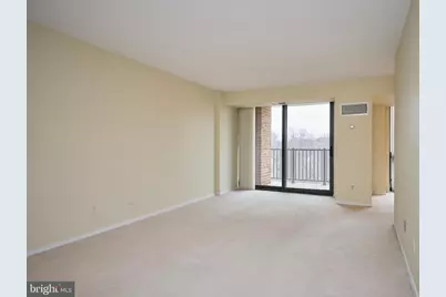 2300 Pimmit Drive #912, Falls Church, VA 22043 - Photo 3