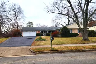 13107 Pennypacker Ln, Fairfax, VA 22033 - Photo 1