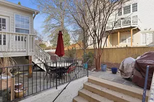 8921 Mayhew Ct, Lorton, VA 22079 - Photo 37